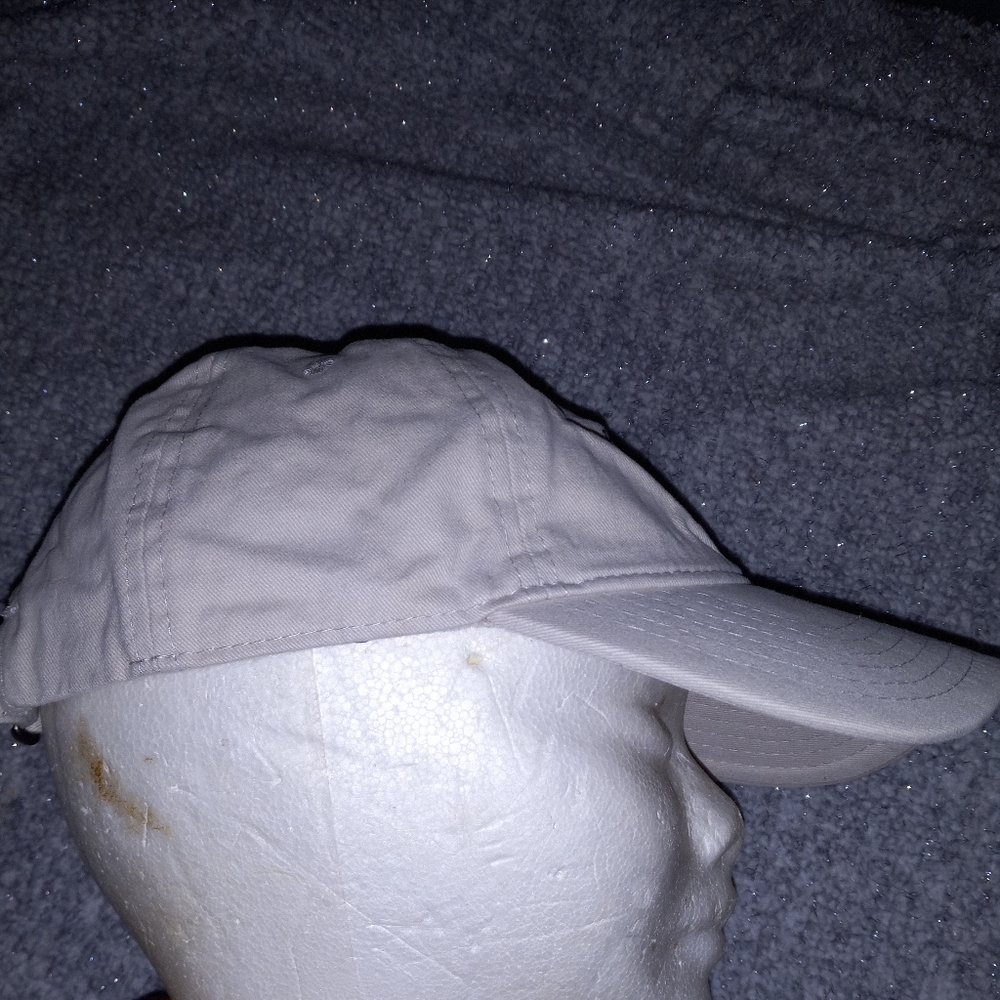 Embroidered MTV hat - Picture 2 of 5